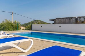 Piscine extérieure