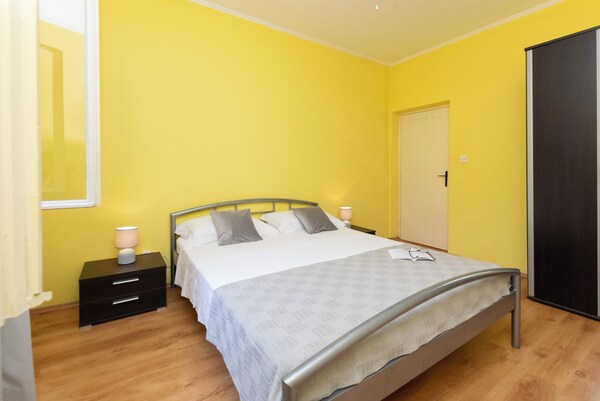 Apartment Nela - Curzola
