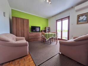 Íbúð (A1) | Stofa