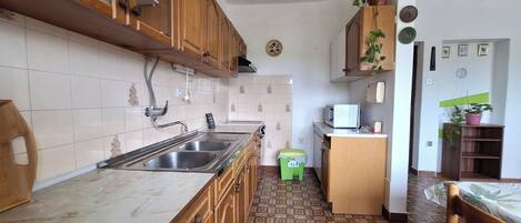 อพาร์ทเมนท์ (A1) | ครัวส่วนตัว