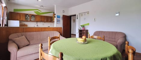 Apartment (A1) | Living room