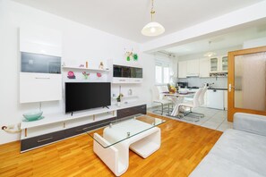 Apart Daire (A1) | Oturma odası