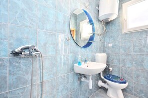 House | Bathroom | Shower - House House Roko (Dugi Rat)