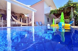 Outdoor pool - House House Roko (Dugi Rat)
