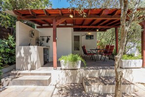 House | Outdoor dining - House Oliva (Stari Grad)