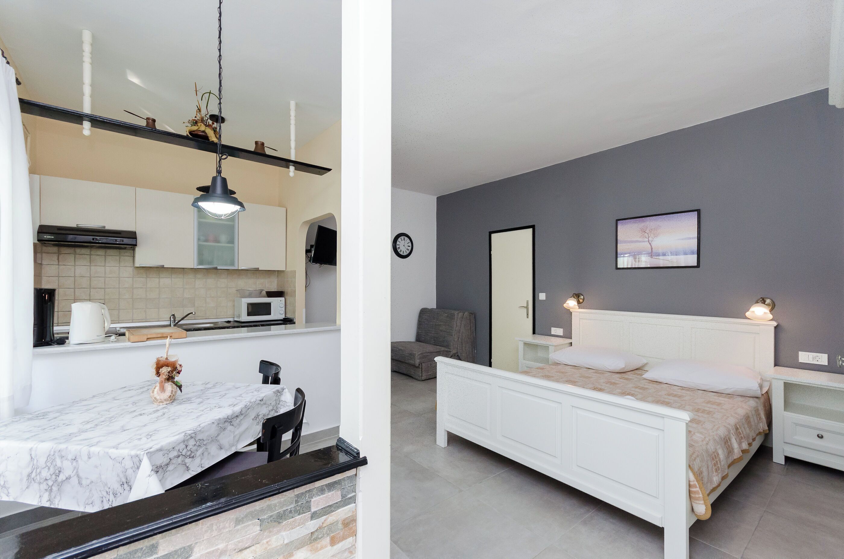 Studio (A1) | Interior