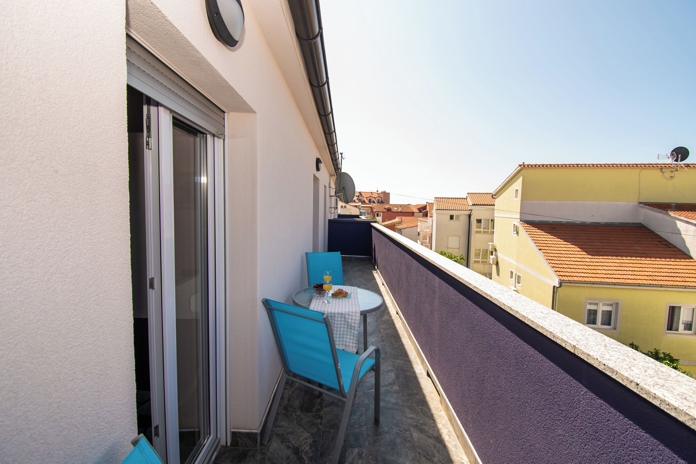 Apartment (A1) | Balkon