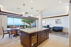 Interior - Stunning Beachfront Condo at Makena Surf Resort #E104 with Panoramic Ocean Views (Makena, Maui)