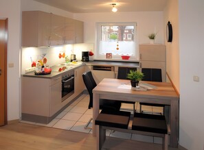 Fridge, microwave, oven, stovetop - Seestern with Fenced Terrace (Gollendorf)