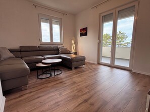 Apartment (A1) | Living room - Apartment Karmen (Dobrinj)
