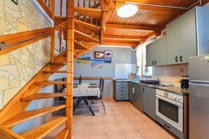 House | Private kitchen | Fridge, oven, stovetop, dishwasher - House Silvijo (Pag)