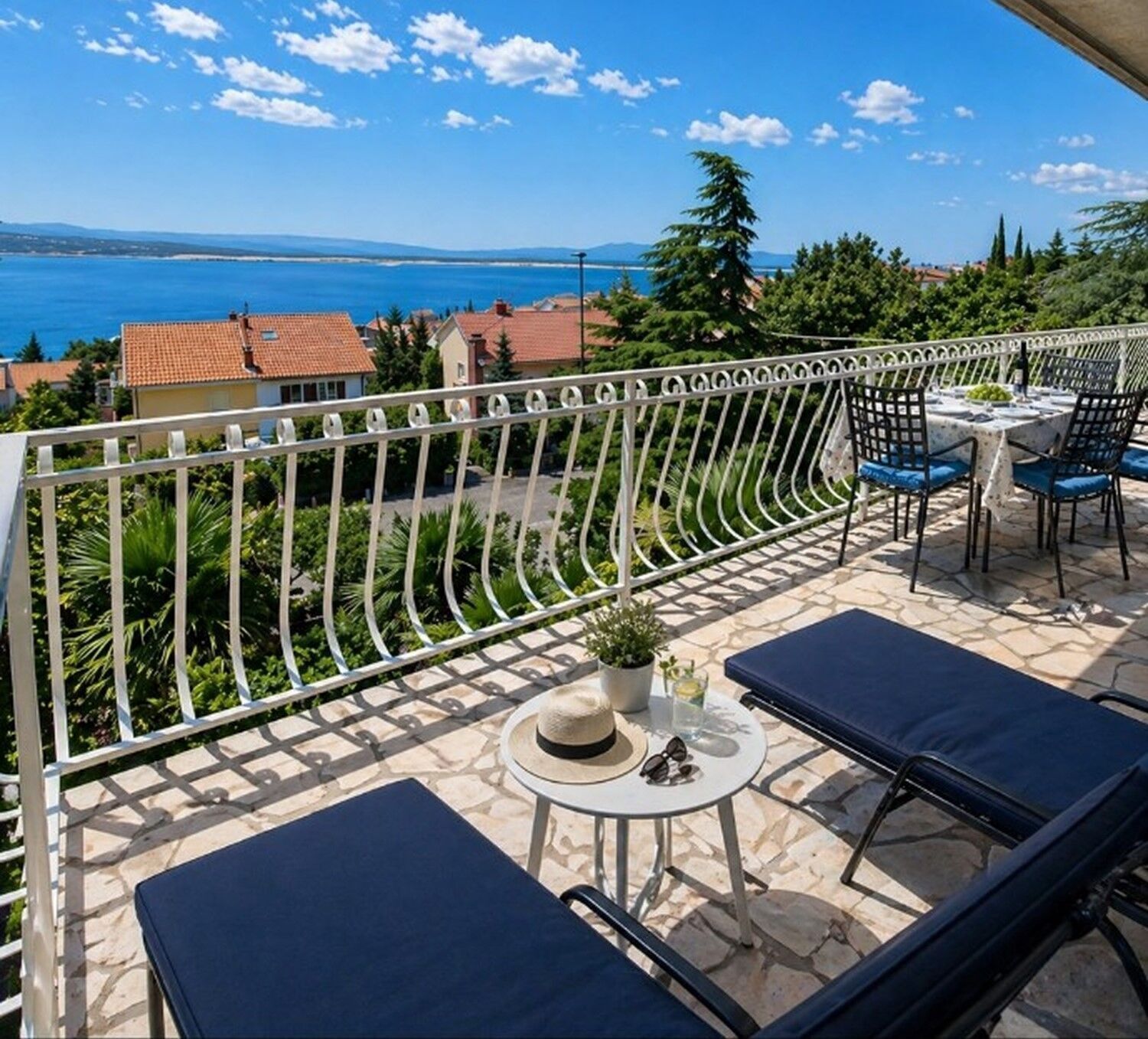 Apartment (A2) | Outdoor dining