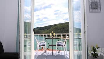 Apartment (A1) | Water view