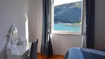 Apartment (A1) | Water view