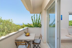 Apartment (A1) | Balcony - Apartments Marina (Novalja)