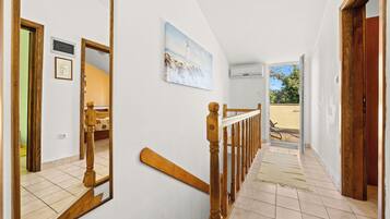 Apartment (A1) | Hallway