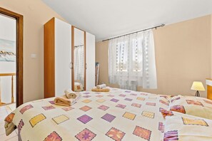Apartamento (A1) | Caja fuerte, tabla de planchar con plancha, wifi gratis