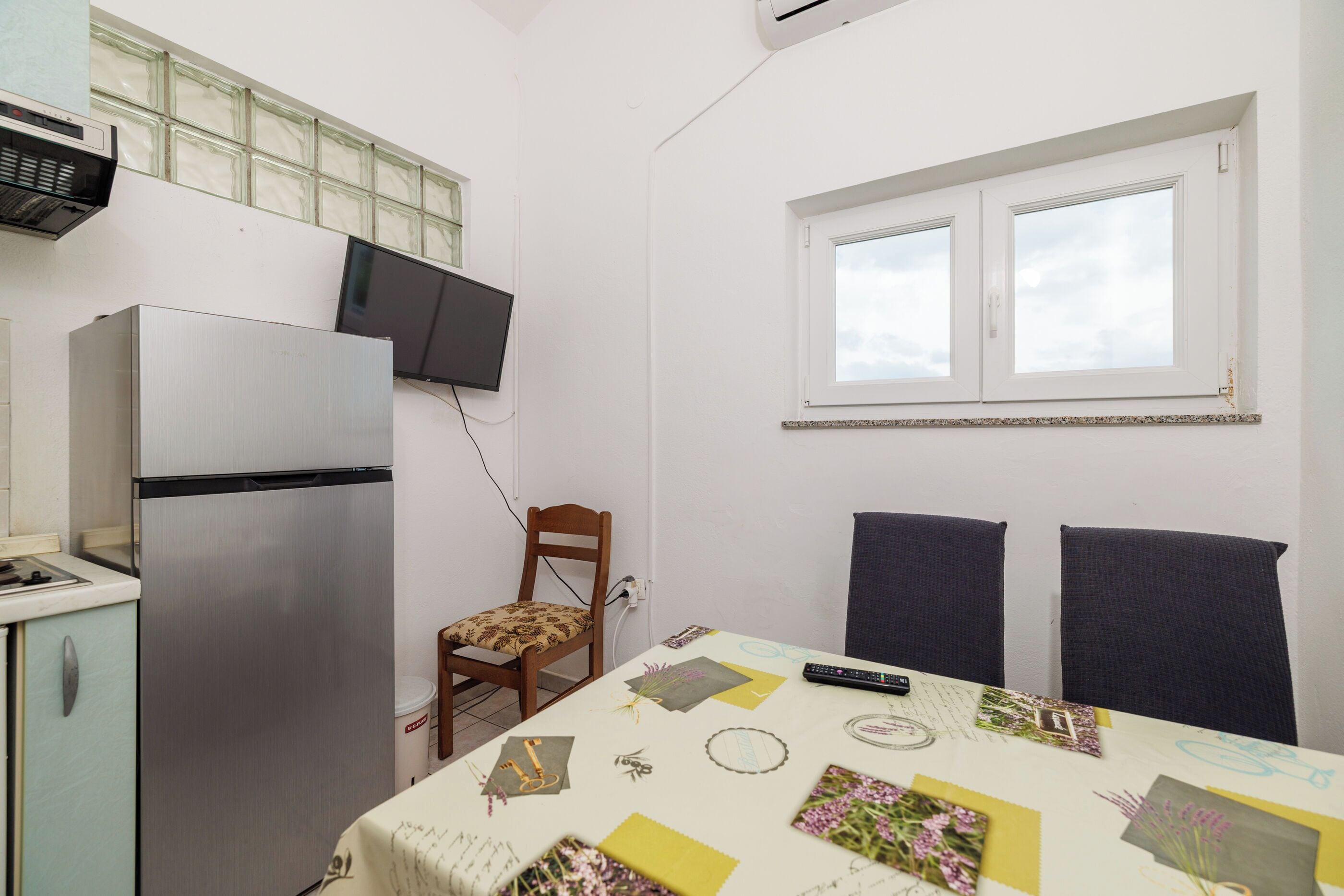 Apartment (A3) | Private kitchen | Fridge, microwave, stovetop, espresso maker
