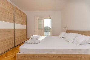 Apartment (A1) - Apartment Slobodan by the sea (Tribunj)