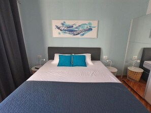 Tabla de planchar con plancha y wifi gratis