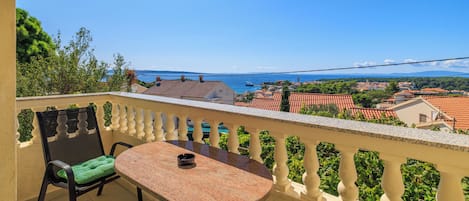 Apartment (A1) | Water view