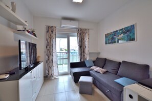 Apartment (A1) | Living room - Apartment Amadeo (Fazana)