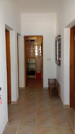 Apartment (A2) | Hallway - Apartments Ivica (Vir)