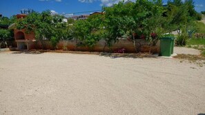 Apartment (A1) | BBQ/picnic area - Apartments Ivica (Vir)