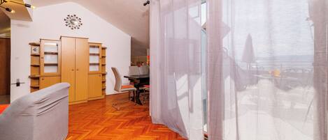 Apartment (A4) | Living room