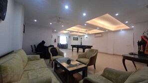 Lobby sitting area - Hotel Taj Homestay- A Unit of Sahni's  (Delhi)