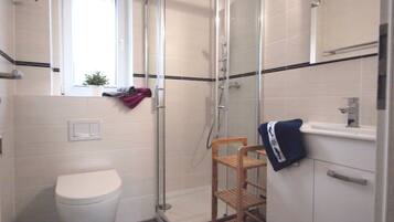 Regadera y secadora de cabello