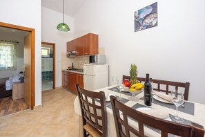 Apartment (A2) | Speisen