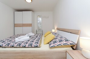 House | Iron/ironing board, free WiFi - House Marija (Moscenicka Draga)