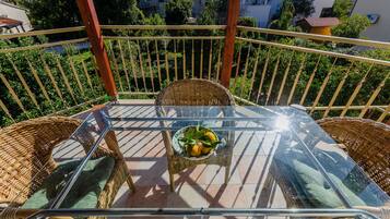 Apartment (A1) | Balcony