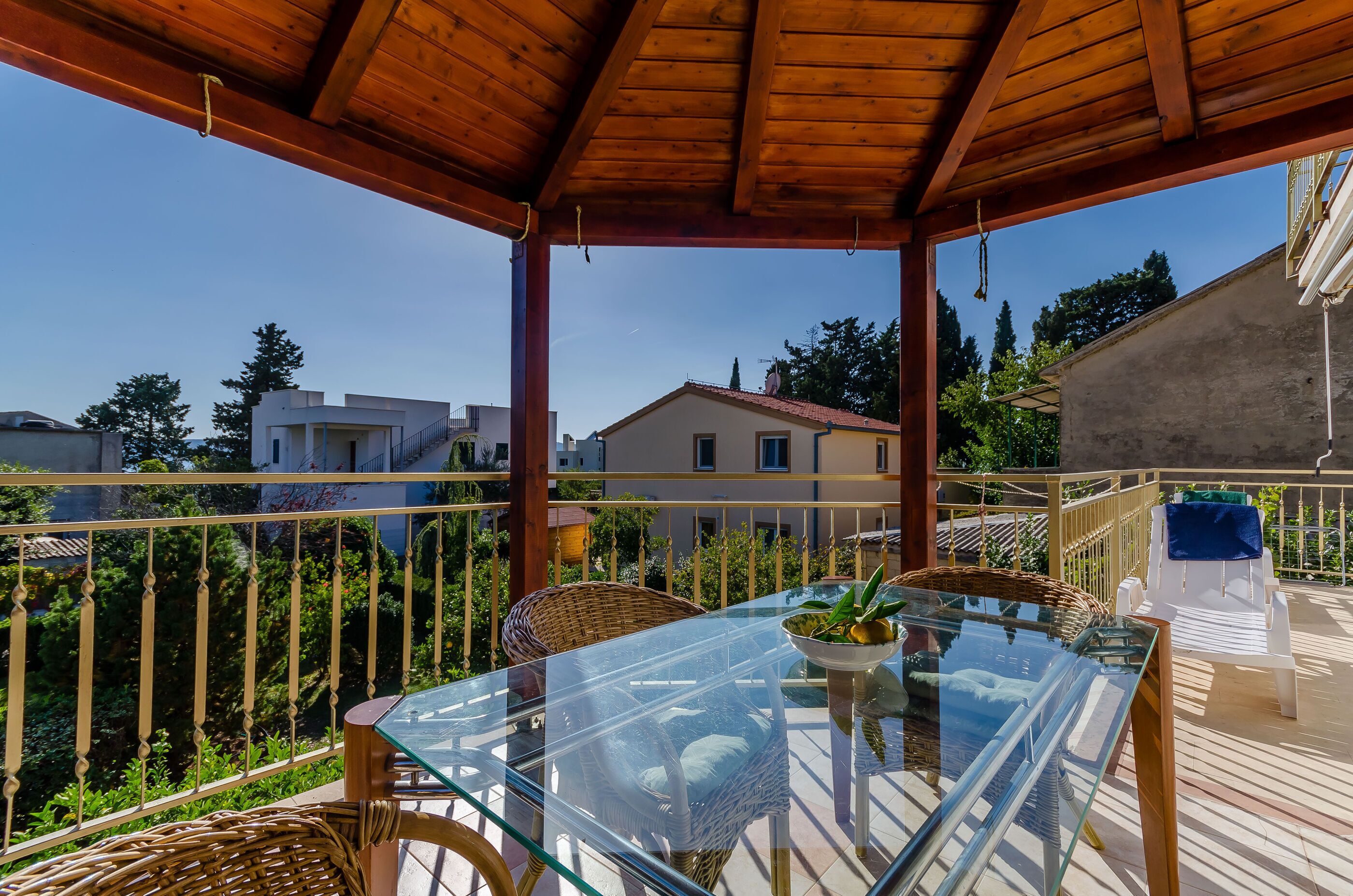 Apartment (A1) | Balkon
