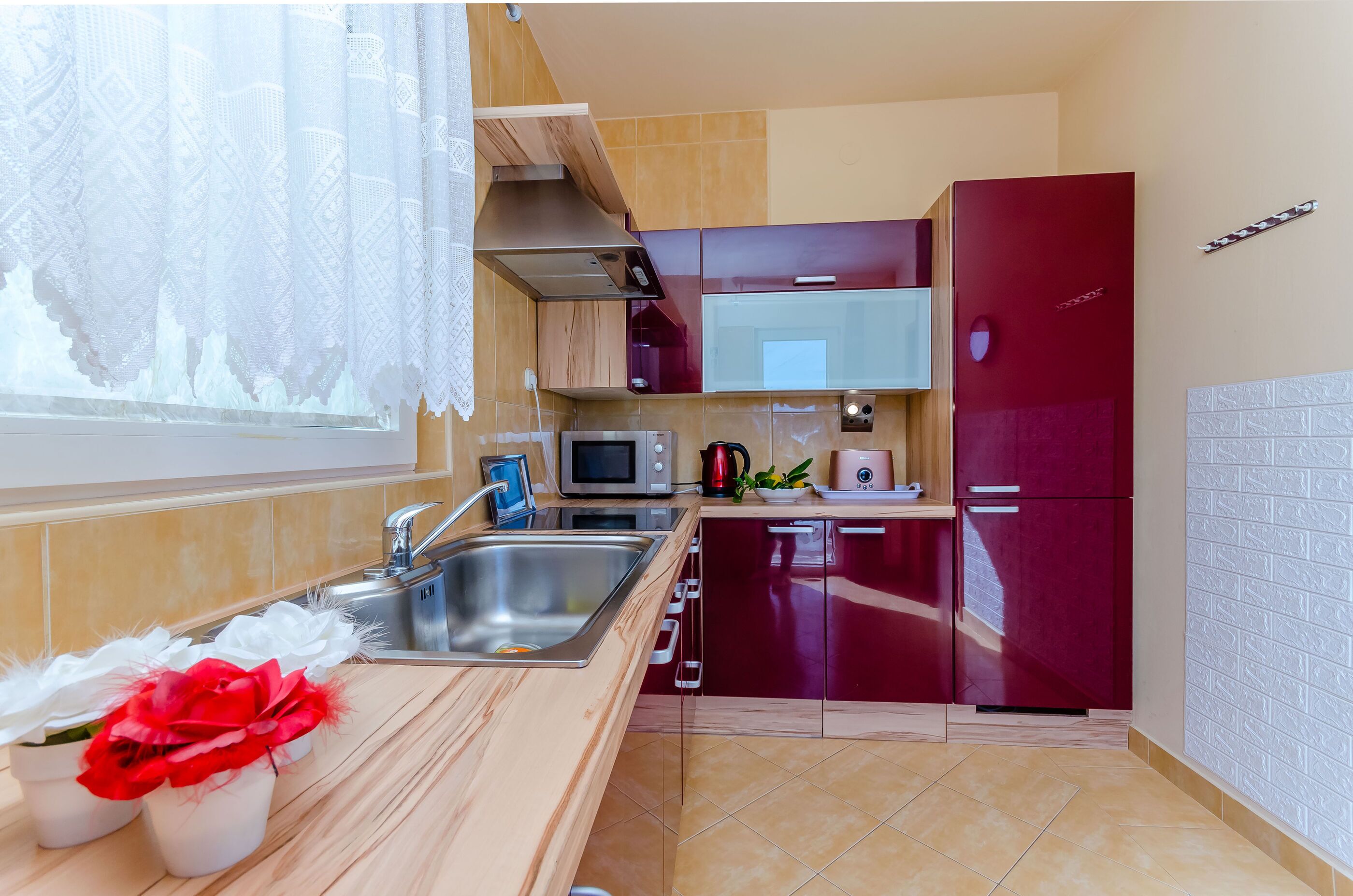 Apartment (A1) | Private kitchen | Fridge, oven, stovetop, dishwasher