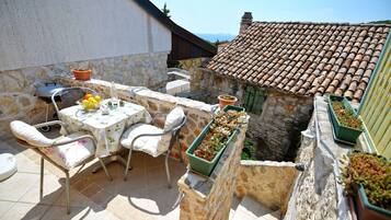 Apartment (A1) | Terrace/patio