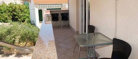 Apartment (A2) | Balcony