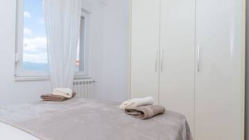 Apartment (A1) | Iron/ironing board, free WiFi