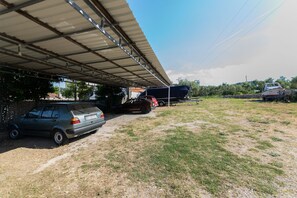 Free self-parking - House Cvijeta (Lumbarda)
