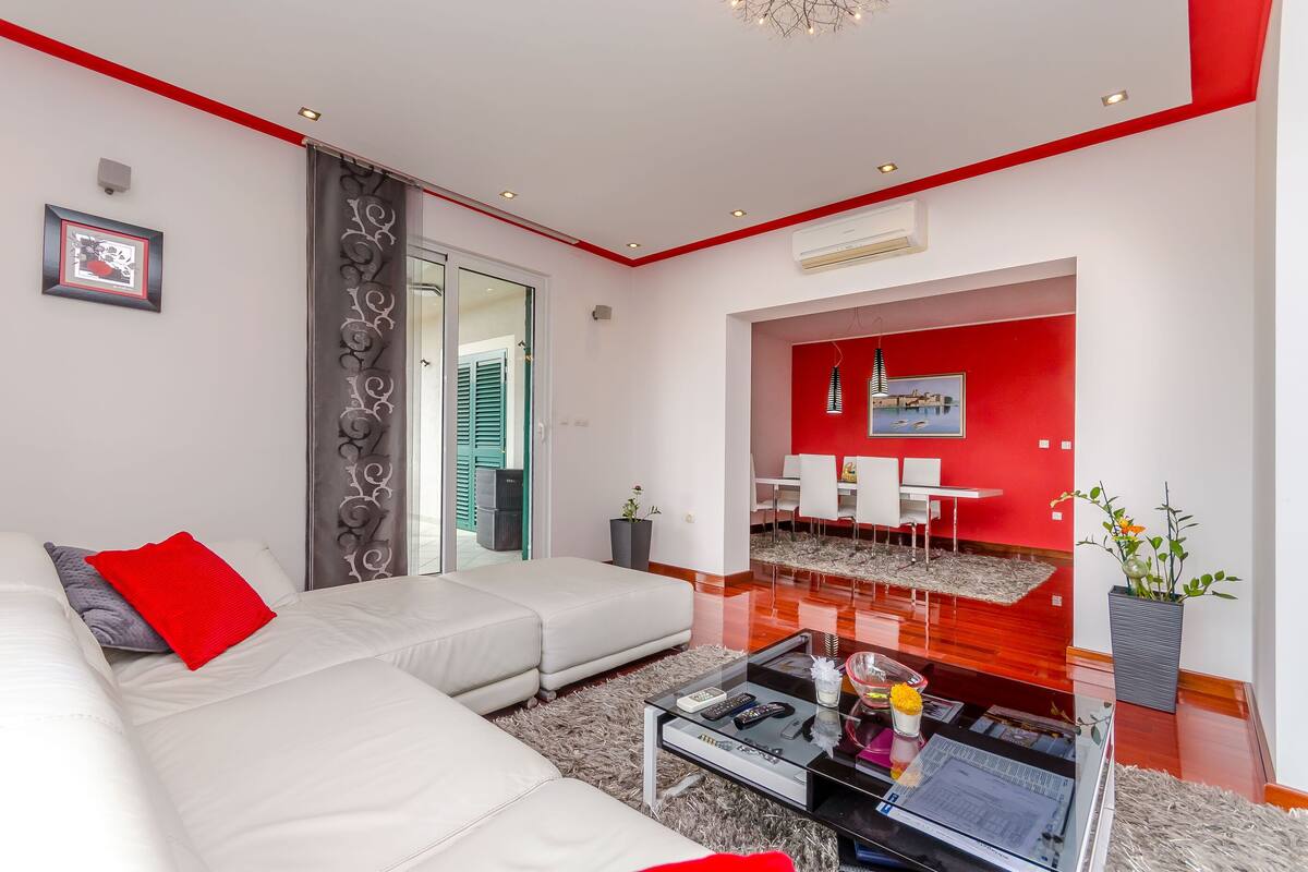 Apartemen (A2) | Ruang keluarga