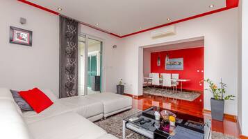 Apartment (A2) | Living room