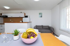 Apartment (A1) | Living room - Apartments Anica F (Lopar)