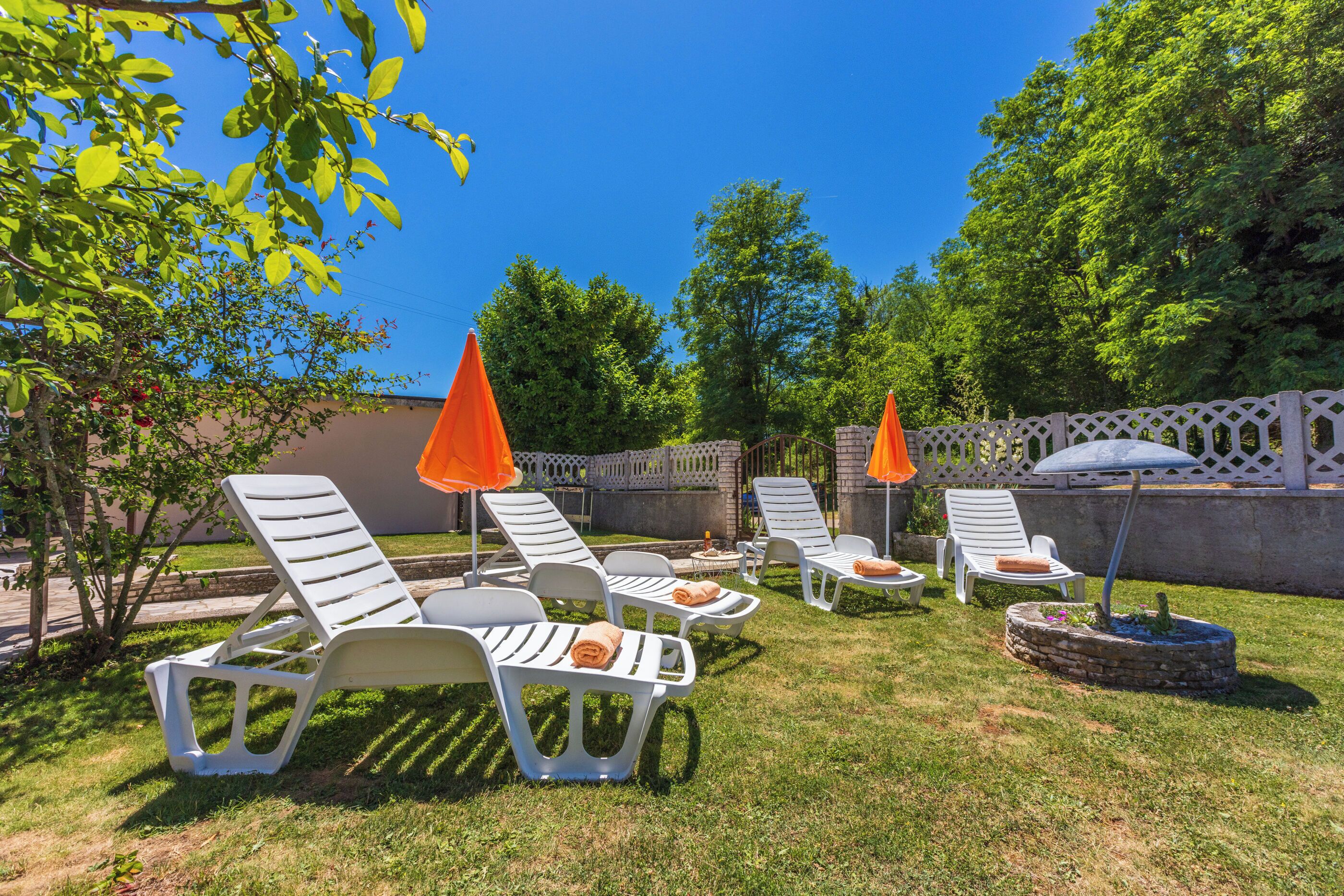 Iron/ironing board, free WiFi