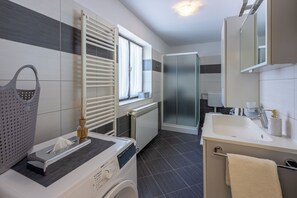 House | Bathroom | Shower - House Forest Paradise (Barban)