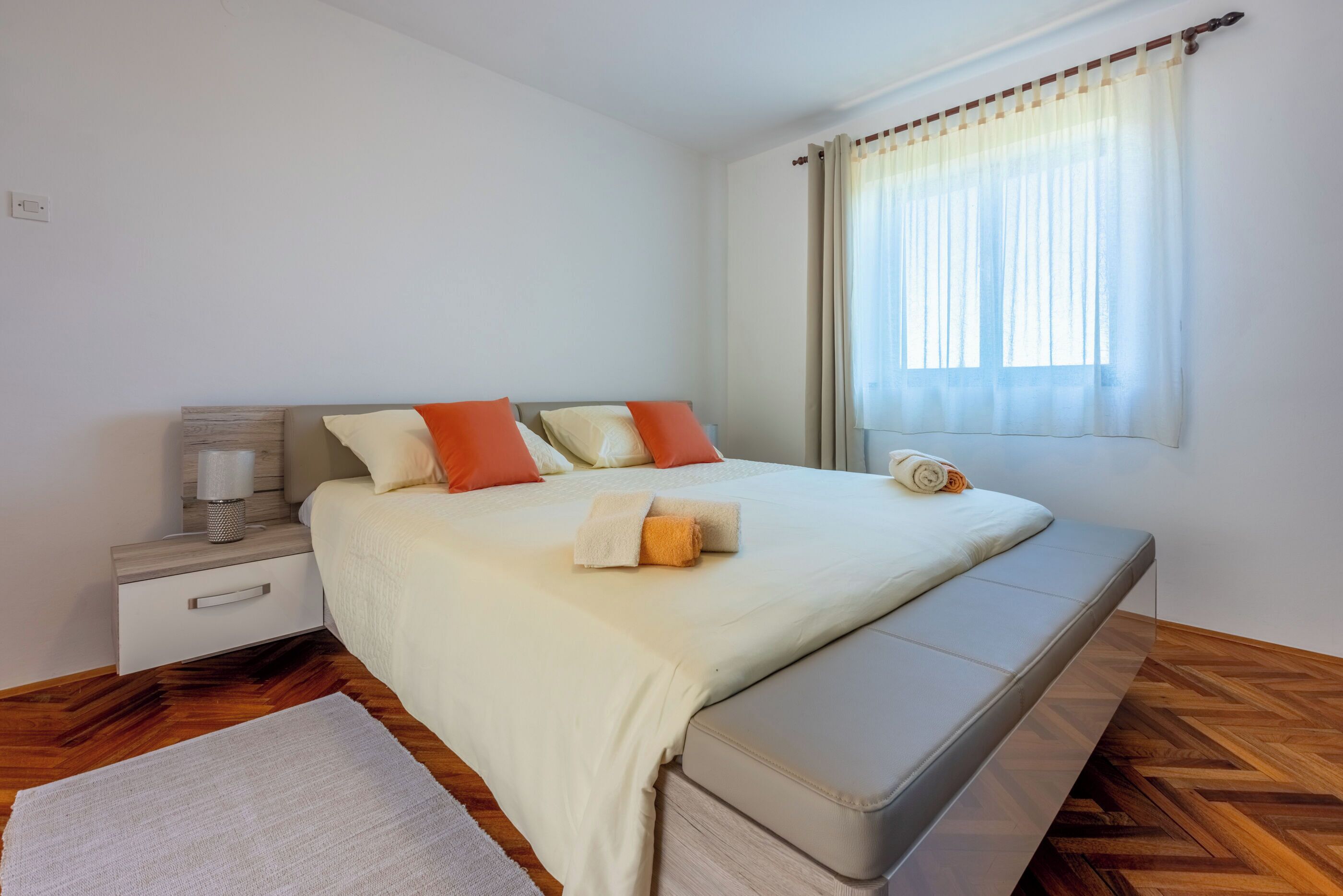 منزل | مكواة/لوح كي وواي فاي مجانًا