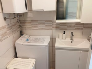 Apartment (A1) | Bathroom | Shower - Apartment Adrijana (Buje)