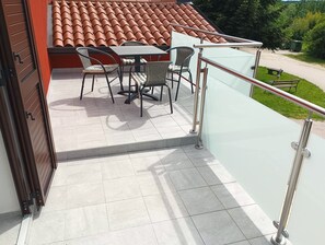 Apartment (A1) | Balcony - Apartment Adrijana (Buje)