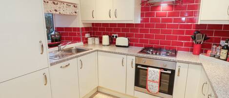 Diskmaskin och grytor/köksredskap