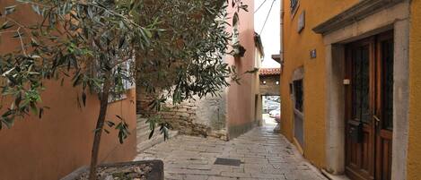 Vue sur la ville depuis lâhĂ©bergement